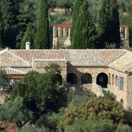 Alojamento de Acomodação e Pequeno-almoço Patrick & Joan Leigh Fermor House Kardamyli