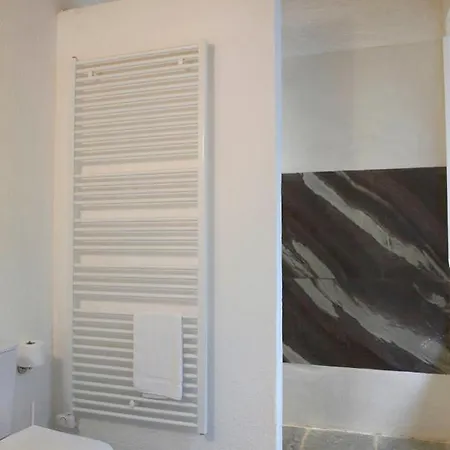 Patrick & Joan Leigh Fermor House * カルダミリ