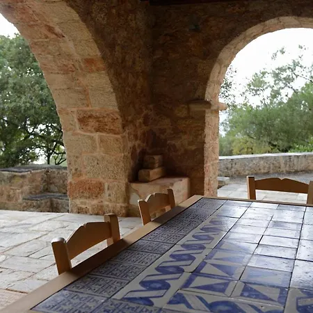 Patrick & Joan Leigh Fermor House Panzió *